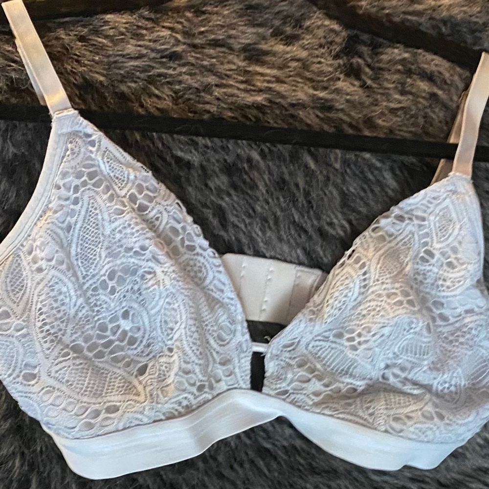Lively Palm Lace Busty Bralette